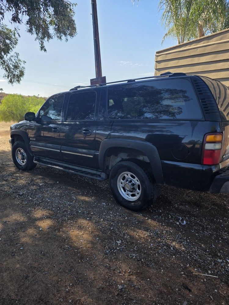2000 GMC Suburban