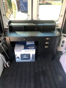Black computer desk