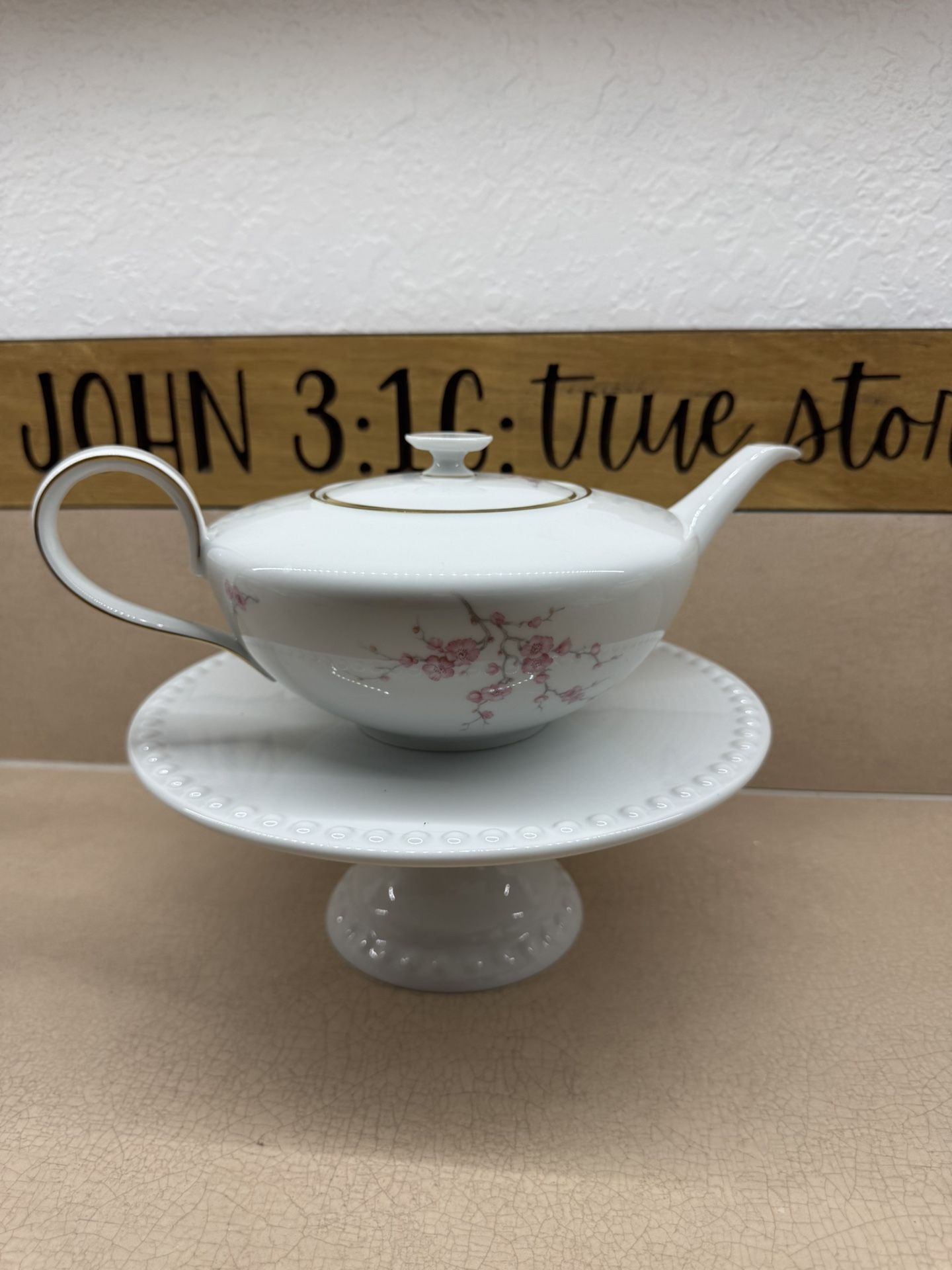 Hutschenreuther Favorit Bavaria Germany Vintage Floral Coffee Pot Gold Trim