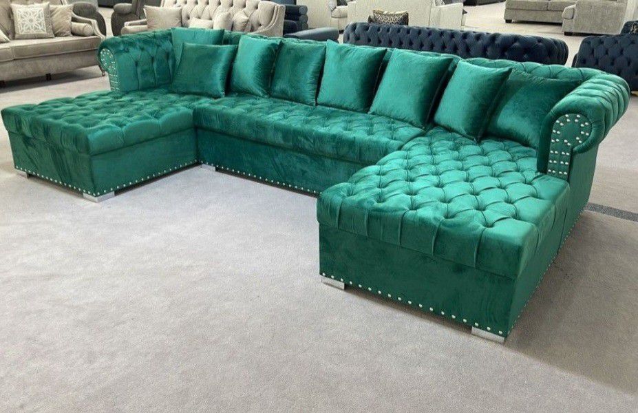 Brand New Royal Green Velvet Double Chaise Oversized Sectional \\\ Large  Couch, Seccional, Living Room.. \\\ Same Day Delivery \\ for Sale in Bryan,  TX - OfferUp