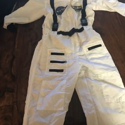 Halloween costumes astronaut size 6-8 tiger 2-5