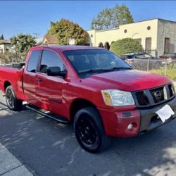 2005 Nissan Titan