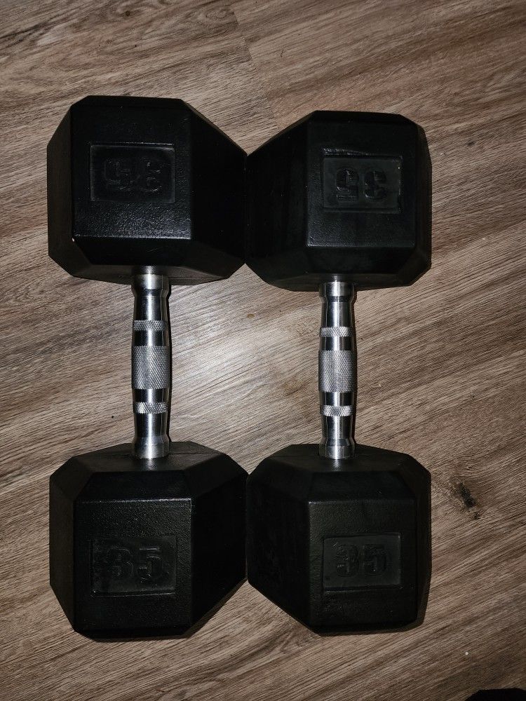35 Lbs Hexagonal Rubber Coated Dumbells
