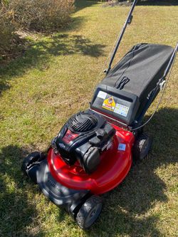 Craftsman Lawn Mower with Bag!