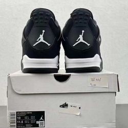 Jordan 4s
