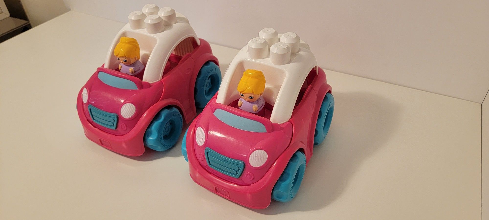 Mega Bloks Pink Convertible Building Set Cars