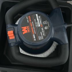 WEN 10PMC 10-Inch Waxer/Polisher in Case with Extra Bonnets
