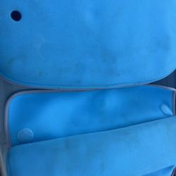 Used Bath Rest And Knee Pad 