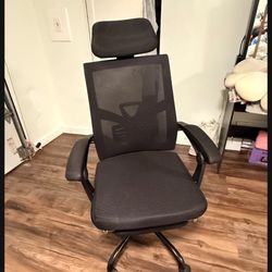 Office Chair And Dresser 