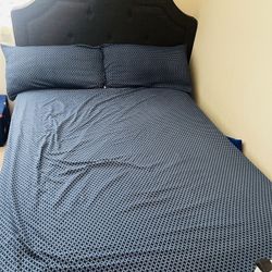 Full Bed With Box Spring And Mattress 