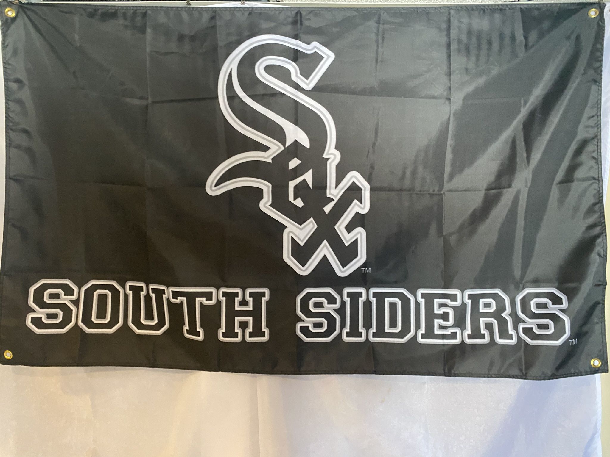 Chicago White Sox Wall Flag (3’x5’)