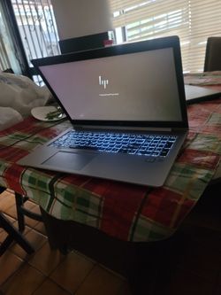 Hp laptop: light keyboard, type C port, HDMI, Bluetooth. Office2024