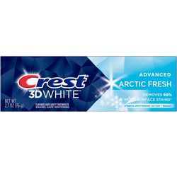 Crest 3D White Fluoride Anticavity Whitening Toothpaste / Advanced Arctic Fresh / 2.7 Ounces