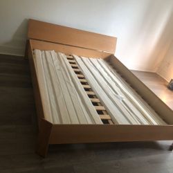 Queen Bed Frame Free