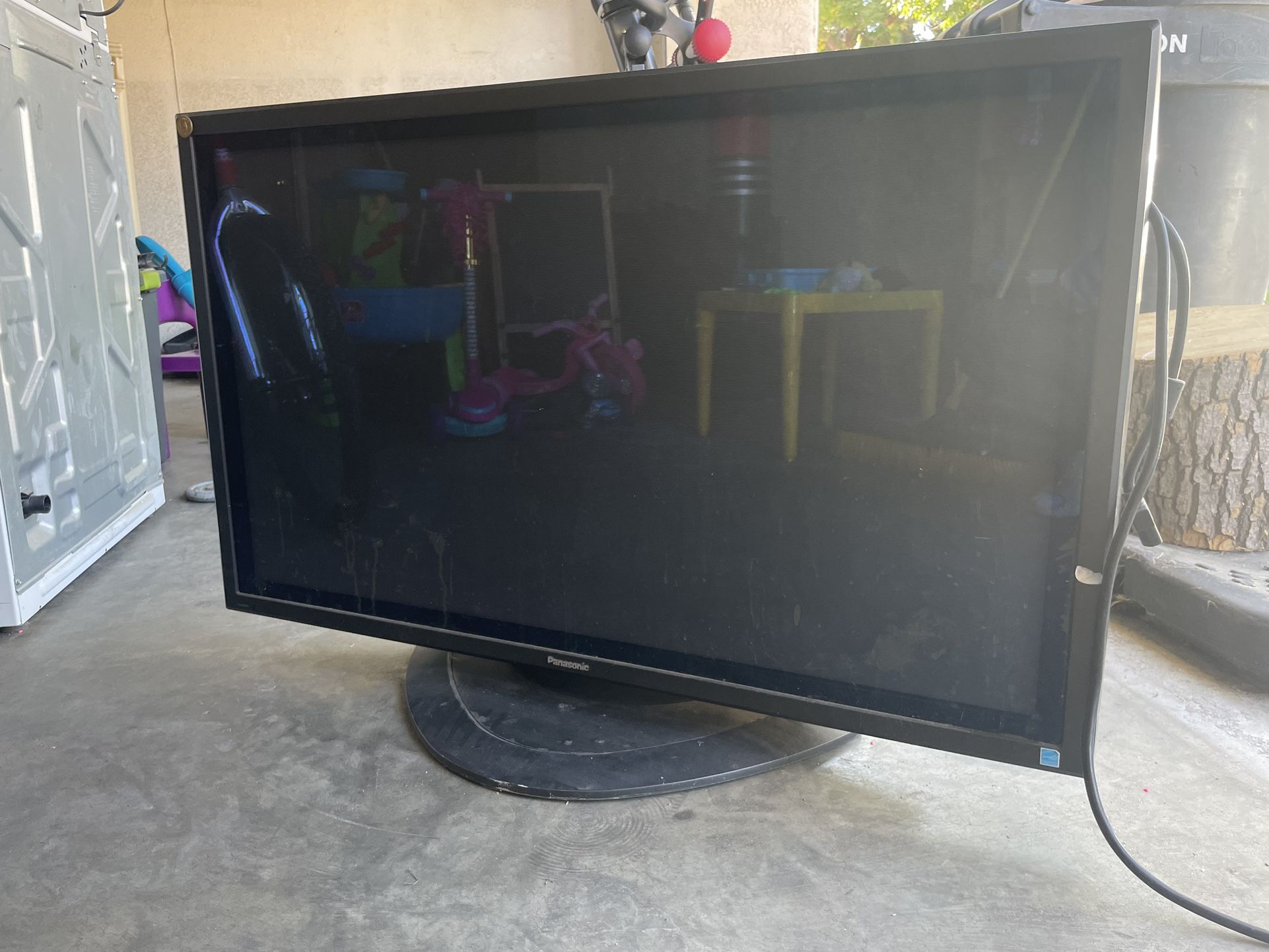 42” Panasonic and 47” Apex Tv For Sale