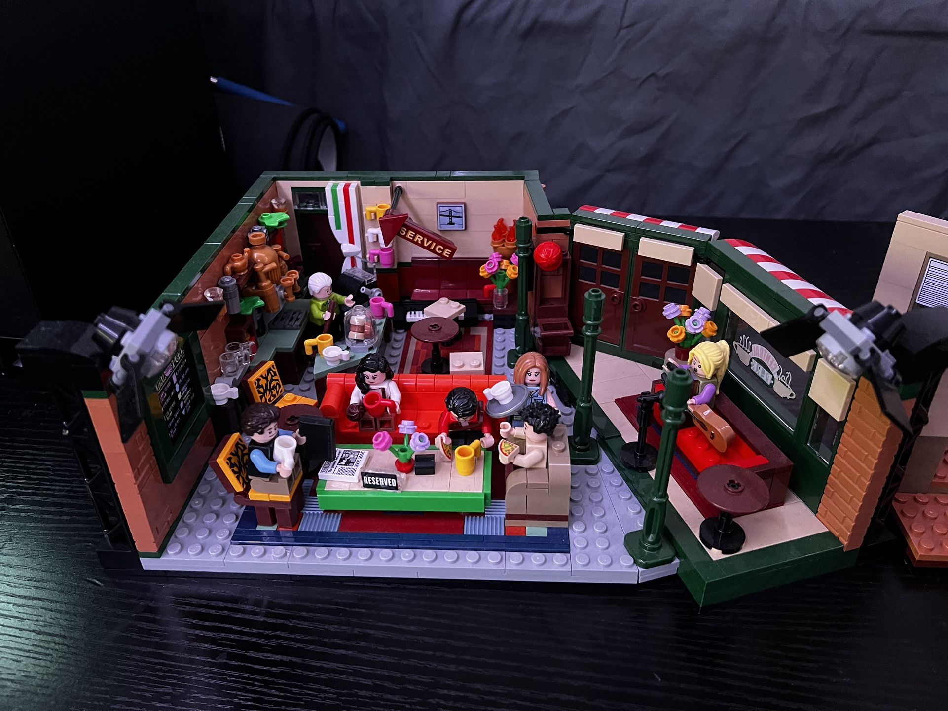 Lego Friends Cafe