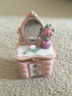 Precious Moments Figurine