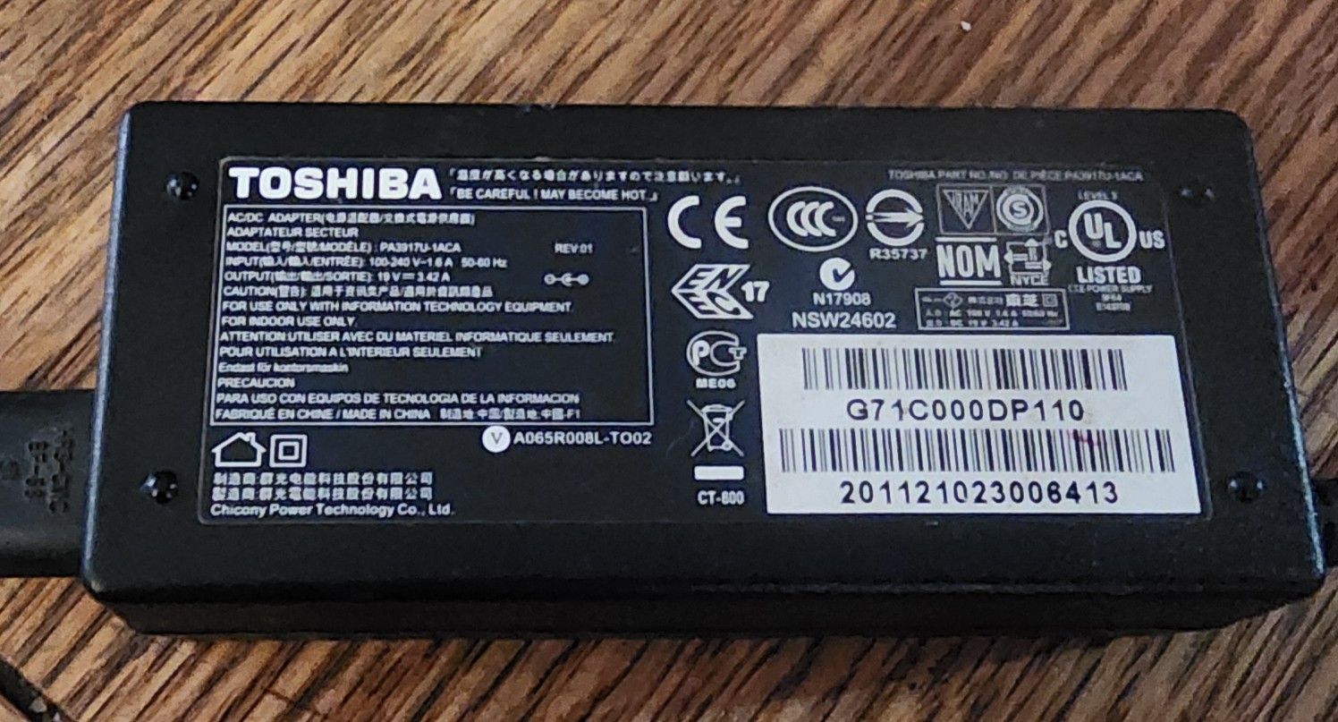 Toshiba Laptop Adapter
