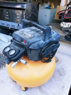 Hitachi Air Compressor 