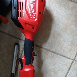 Milwaukee Brushless 18 Fuel Trimmer And Edger  With battery And Charger