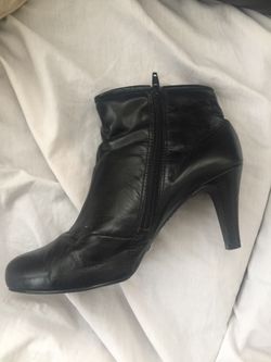 Fioni size 9 ladies shoe