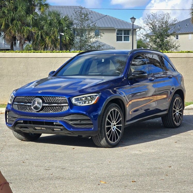 2021 Mercedes-Benz GLC 300
