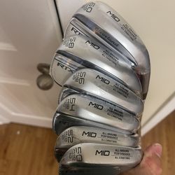 Cleveland RTX6 Zipcore Wedges 