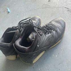 Used good condition Jordan’s size 11