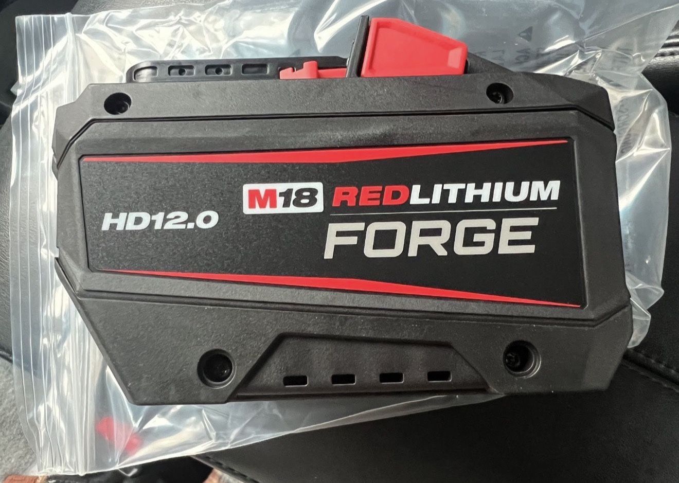 MILWAUKEE 12.0AH BATTERY
