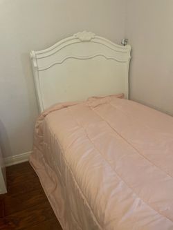 White, real wood twin bed !