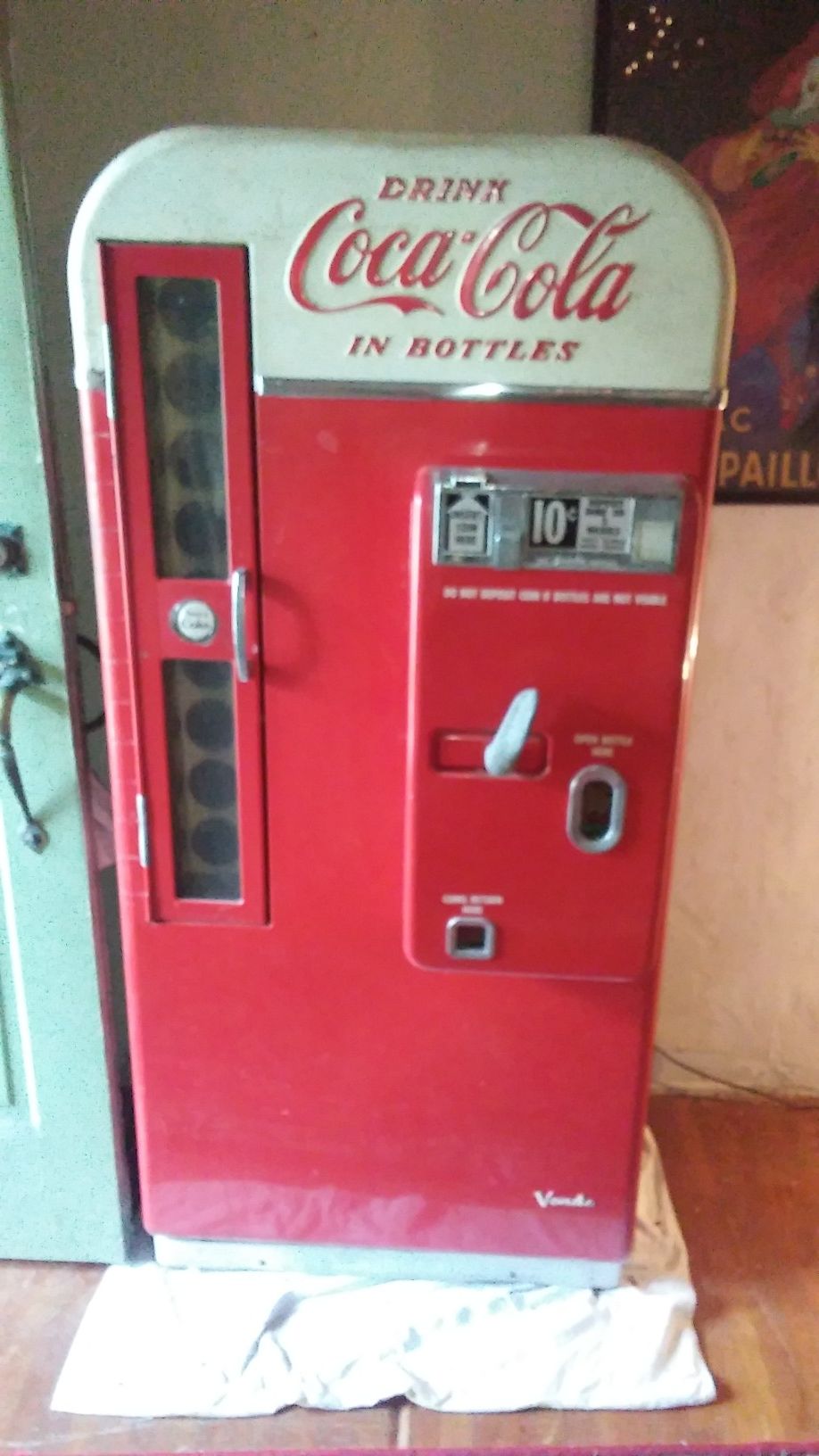 1950's Coke Machine