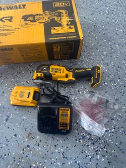 Dewalt XR 20v Multi Tool Oscillating Brushless with 2Ah battery and charger NEW 2026