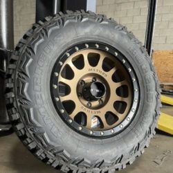 On Sale. METHOD 17” Wheels & 33x12.50-17 Or 285-70-17 Tires For TRUCK JEEP SUV (We Finance)