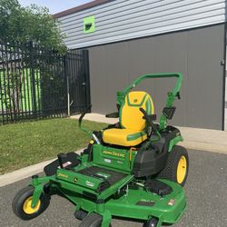 LAWN MOWER