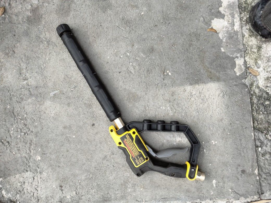 DeWalt Power Pressure Gun