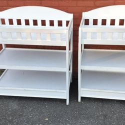 2 commercial grade cribs/changing table