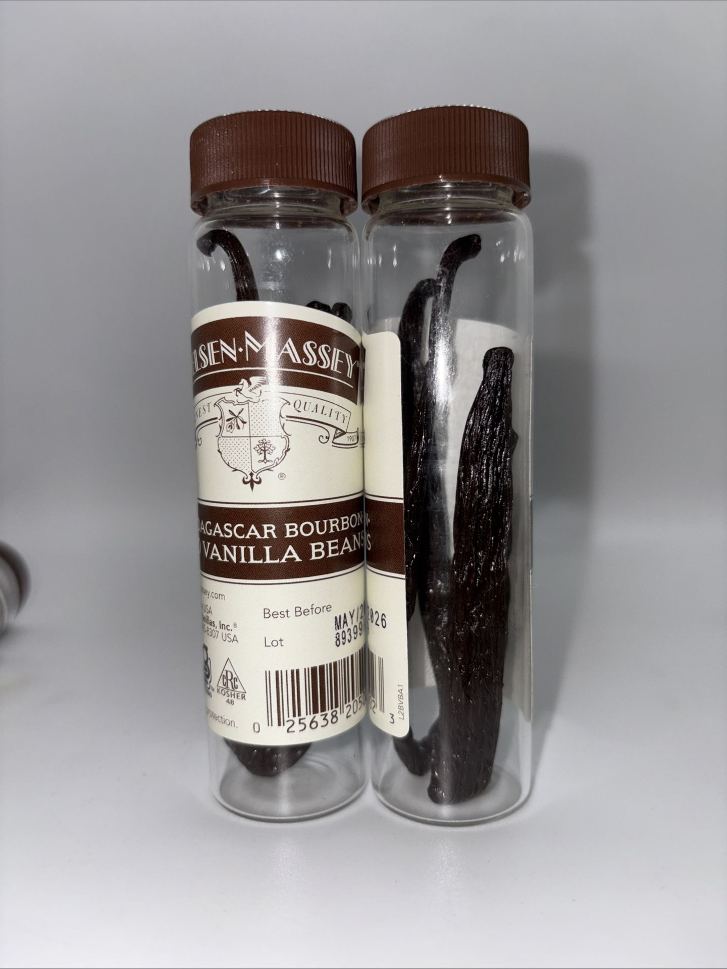 (2) Brand New Nielsen-Massey Madagascar Bourbon Two Vanilla Beans Vial Exp 05/25 bulk buy available