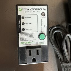 Titan Controls Atlas 7 - COâ‚‚ Controller for Grow Rooms