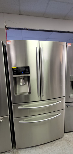 Samsung 4‑Door French Door Fridge – Stainless, Ice/Water