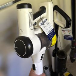 Tineco vacuum with Attachments 