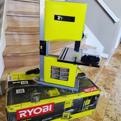 Ryobi brand new 2.5 Amp 9 in. Corded Electric Band Saw.