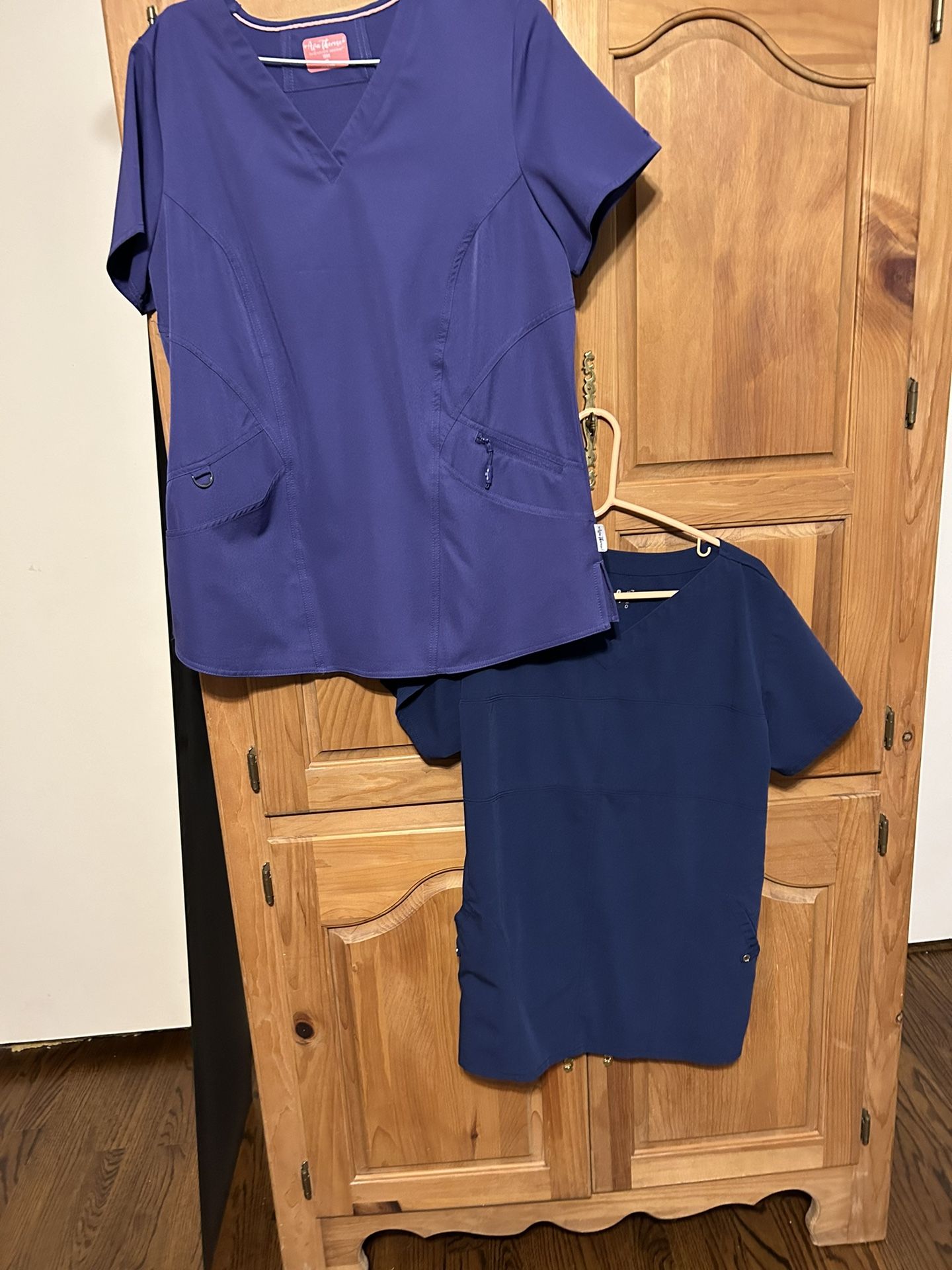Women’s Scrubs-multiple colors available