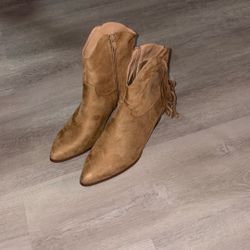 Brown Stylish Boots 