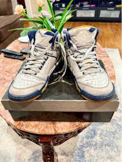 Jordan Sixty plus size 8