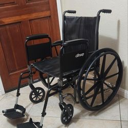 Wheelchair 20" Seat With Footrest 