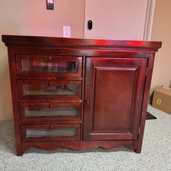 Baby Changing Table / Dresser