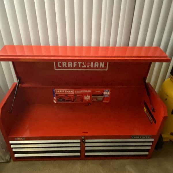 220 Craftsman 52 Inch Tool Box With Keys for Sale in Las Vegas, NV