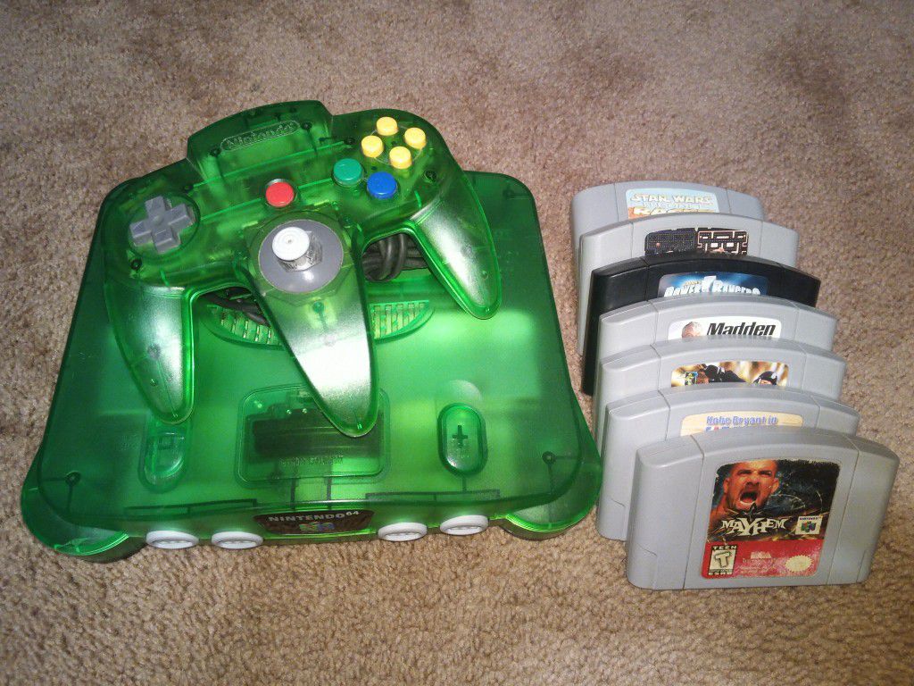 Jungle green N64 ,official controller and 7 games
