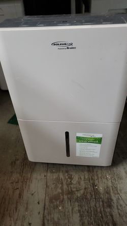 SOLEUSair 70 dehumidifier in excellent condition