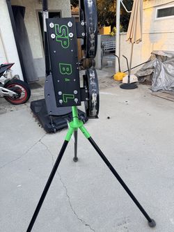 Spinball Baseball Pitching Machine